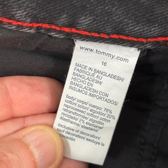 TOMMY HILFIGER BLACK JEAN‎ SHORTS SIZE 16 NWT - Picture 5 of 6